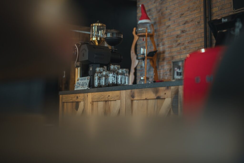 Glad beton en een sterke vloer: alles over de beton schuurmachine