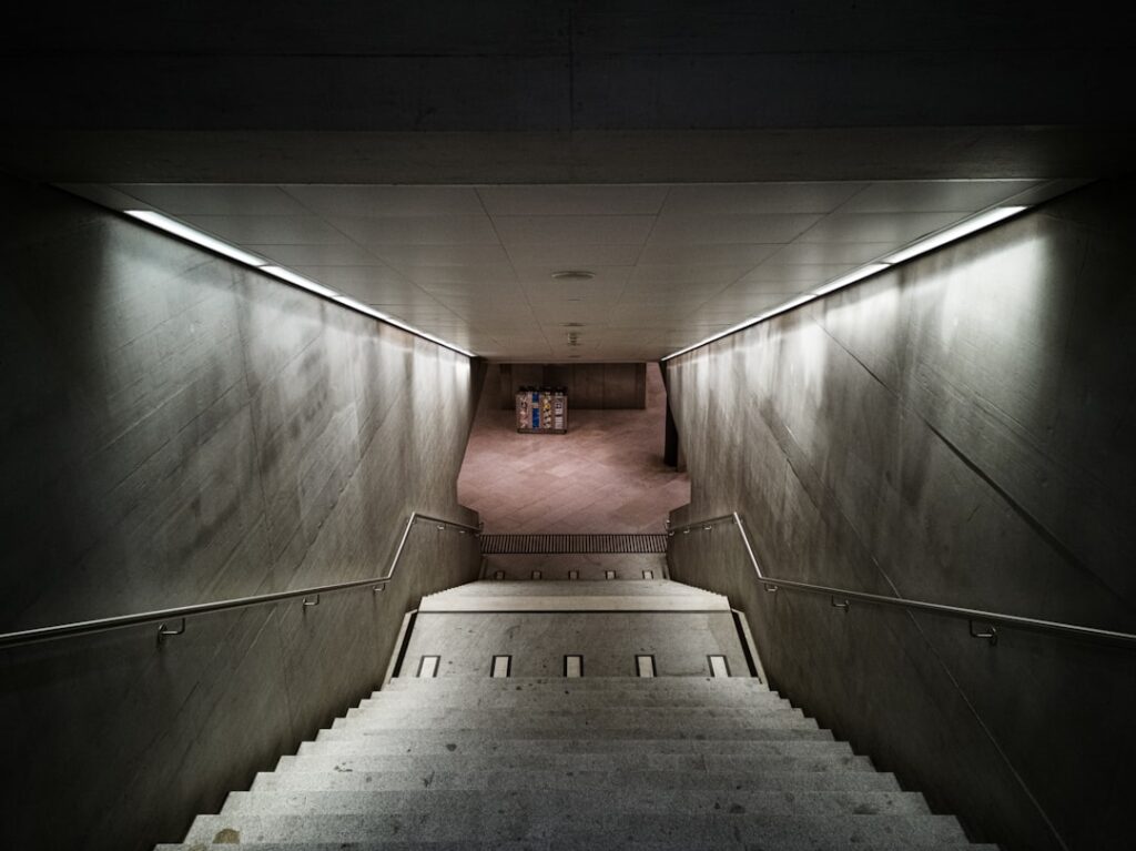 Stevige muren en tuinen bouwen met beton blokken